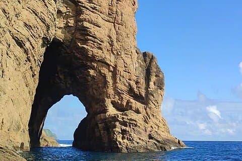聖ミカエル： ボートツアー – エレファントロックとカペラスのアーチ