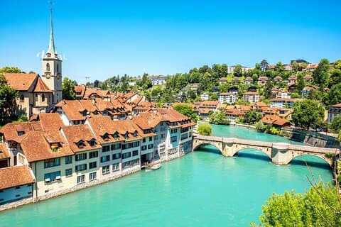 Transfert privé direct de Bâle à Berne