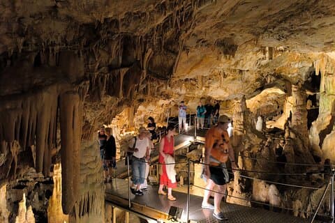 Psiloritis Mountain en Sfendoni Cave 4x4 Kretenzische dorpen Tour