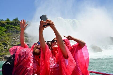 Niagara Falls Day Tour fra Toronto og Skip the Line Boat Cruise