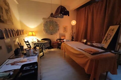 2-timers Homabio holistisk behandling i Bari – Dyb afslapning for sind og krop