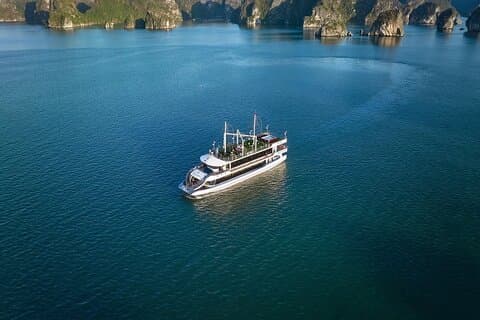 Ha Long Bay Cruise Day Tour - Kayaking, Swimming & Lunch