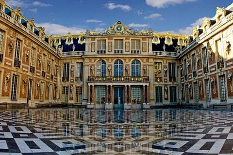 Versailles Private Guided Tour - Reserved Entry Included