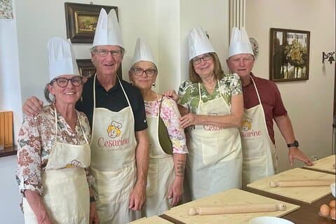 Pizza maken in Assisi’s kookschool in huisstijl
