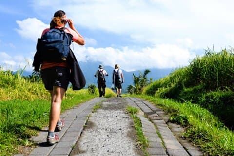 Wanderung durch Bali Atemberaubende UNESCO Jatiluwih Reisterrassen