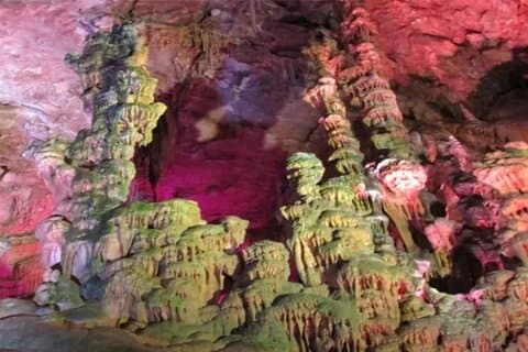 Alicante; Canelobre Caves og Busot lokalguide med overføring
