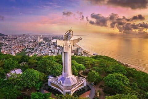 Visite de la ville de Vung Tau au départ de Phu My Port
