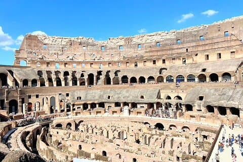 Colosseum, Roman Forum og Palatine med AudioGuide + Arena-alternativ