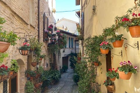 Splendid Spello Walking Tour
