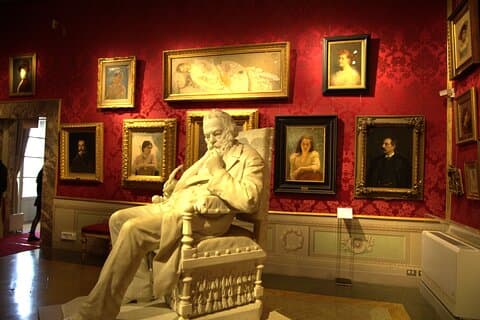 Firenze Palazzo Pitti Tour privato salta fila con locale