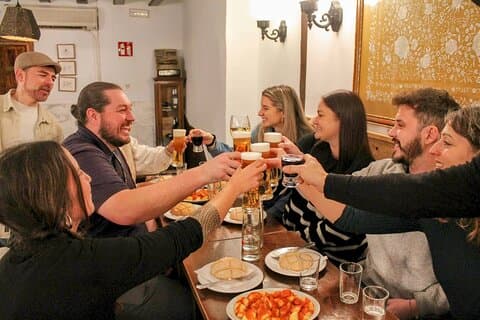 Tapas di Madrid, tour del vino e della storia