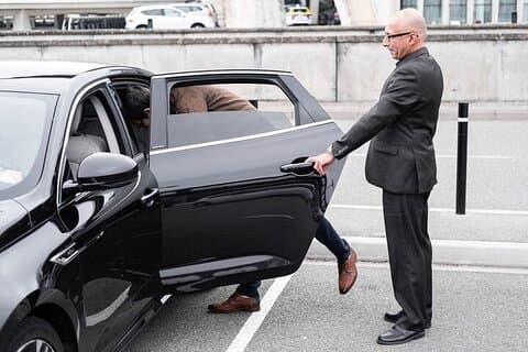 Lyon Airport Private Transfer – Meet & Greet Included