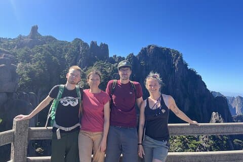 Tour privato di 3 giorni a Shanghai Huangshan in treno ad alta velocità con sistemazione