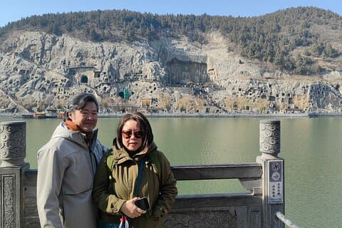Excursión de un día a Xian Luoyang Beijing para grutas de Longmen en trenes de alta velocidad
