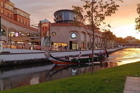 Aveiro Walking og båttur Ovos moles og fargerike bånd