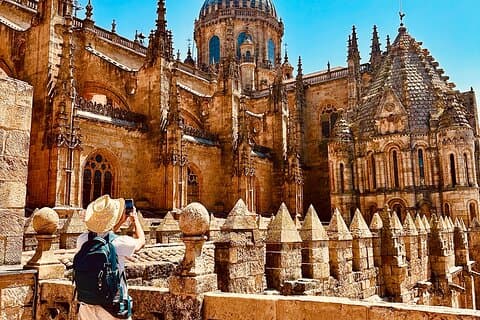 Avila und Salamanca: Magie und Geschichte in einer kleinen Gruppe ab Madrid