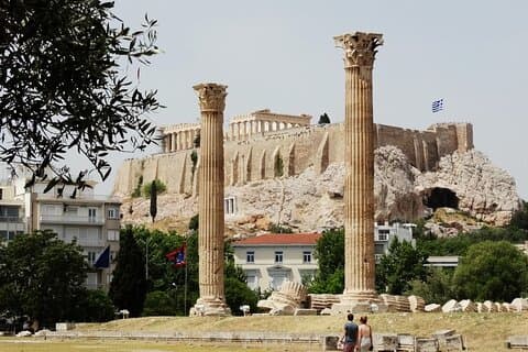 Petit groupe : Visite panoramique d'Athènes et Plaka (retrait au port)