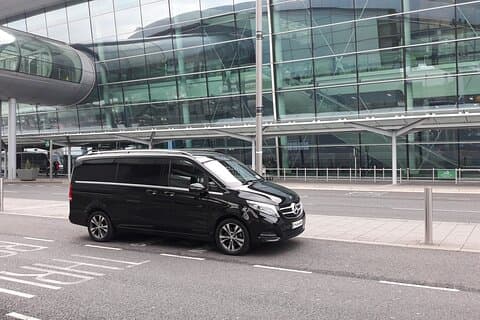 Hotell i nærheten av Derry Londonderry Premium Car Service