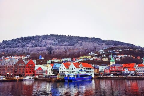 1Day Tour to Modalen Mofjord and Hiking Slotte
