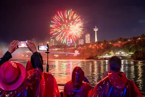Hoteller i nærheden af Niagara Falls Night Tour, Boat, Journey, Dinner & Tower