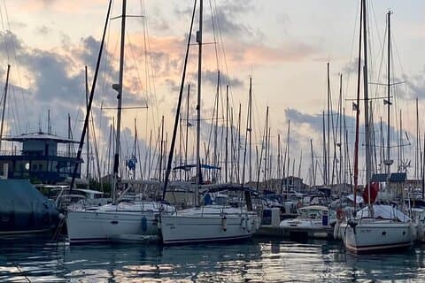 Transfert privé de luxe d'Athènes à Leucade : Voyager avec style