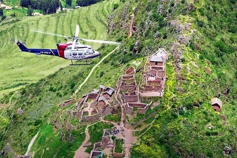 2D/1N-Luxus-Hubschraubertour Atemberaubend über Cuscos Schätze
