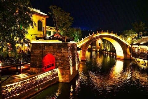 Peking Hutong natttur med Yunnan stil middag och båttur
