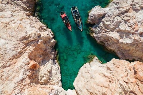 Excursão privada de barco de luxo para Kimolos e Poliegos
