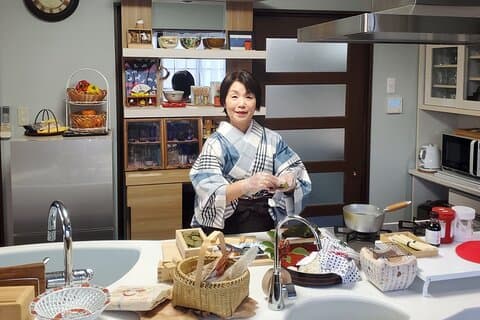 Traditional Japanese Home Cooking Class & Tea Ceremony in Nara