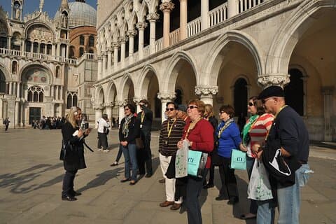 Venedig 3,5 timmars tur: Dogepalatset, Markusplatsen och dolda ädelstenar