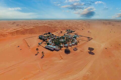 Scopri l'incantevole tour notturno e costiero del deserto