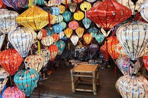 Marble Mountain & Hoi En vandretur med Sampan Boat Ride & Night Market