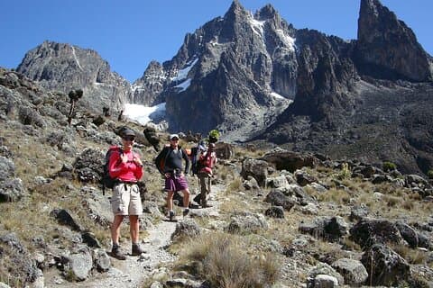 5 dagar Mount Kenya Klättring via Sirimon Route