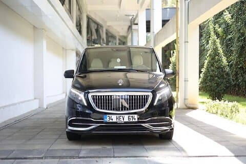 Private Luxury Minivan with English Speaking Driver in Istanbul