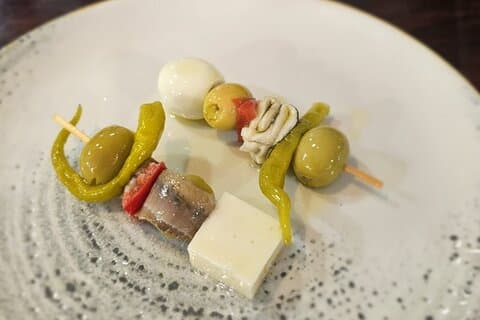 Visita Guiada por Santoña con Degustación de Pinchos de Anchoa