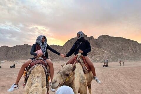 Supersafari (quad, kamel, middag och show) i Sharm El-Sheikh