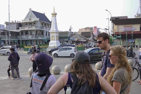Excursão histórica colonial a pé em Yogyakarta