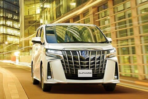 Tokyo center Private Transfer to Narita Airport(NRT) 5-9pax