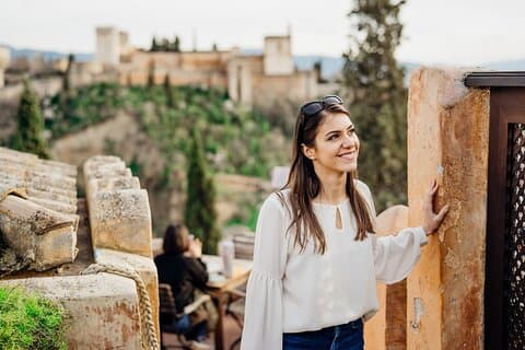 Das Beste von Andalusien : Sevilla & Granada ab Madrid – 3 Nächte