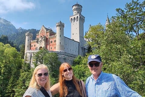 Munich: Neuschwanstein Private Car Tour under 8 hrs