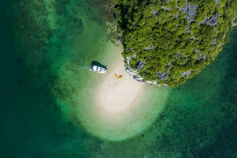 Fra Halong: 3 timer Opdag Ha Long Bay på luksus privat yacht