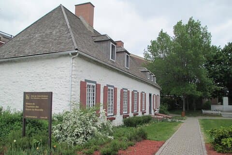 Hoteller i nærheden af Trois-Rivières Self-Guided Walking Tour and Scavenger Hunt