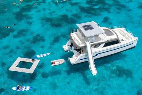 Phi Phi Maya e Maithon por Indigo Luxury Catamaran em Phuket