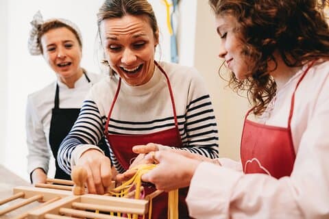 Clase de cocina Florencia Pasta y Gelato: Experiencia en grupos pequeños