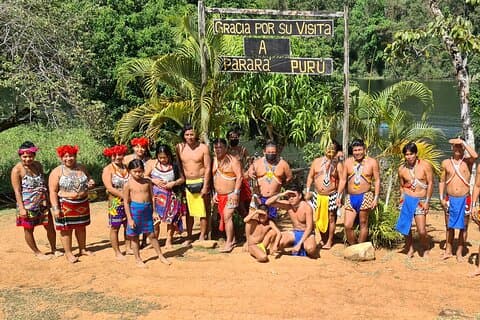 Ausflug in das Emberá-Indigenendorf