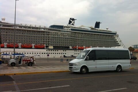 Transfert ATHÈNES HÔTEL depuis/vers le port de croisière du Pirée (jusqu'à 14 personnes)