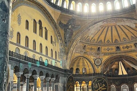 Tour privato di Istanbul con guida turistica professionale