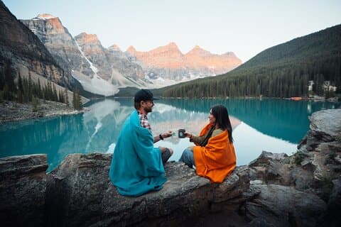 Moraine Lake Sunrise: Premium Tour from Canmore & Banff