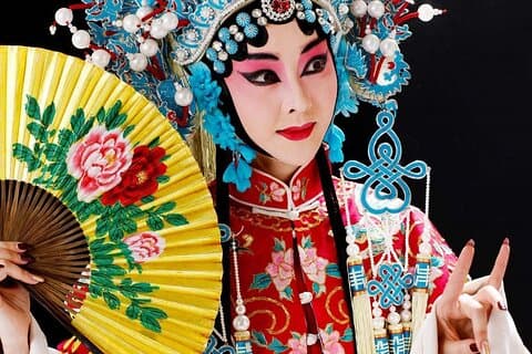 Biljett till Liyuan Theatre Peking Opera