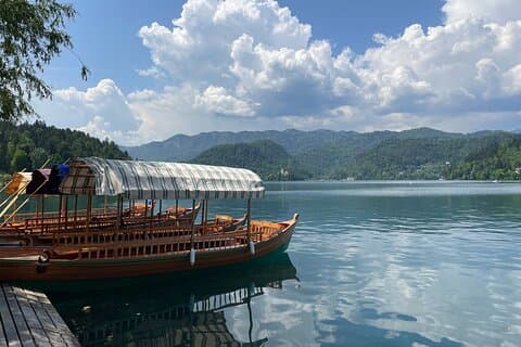 Ljubljana & Lake Bled från Zagreb med liten grupp alternativ